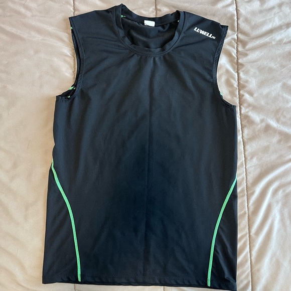 148 LUWELL PRO Men's Sleeveless Compression Shirts - 3 pack - Picture 5 of 8